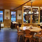 Hirschen In Szálloda Wilderswil