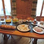 Hirschen In Szálloda 3*