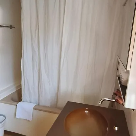 Hotel Hirschen In Wilderswil