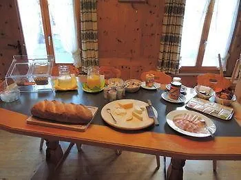 Hirschen In מלון 3*
