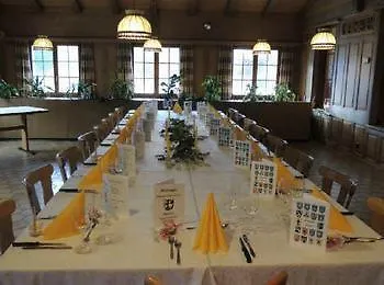 Hirschen In Wilderswil