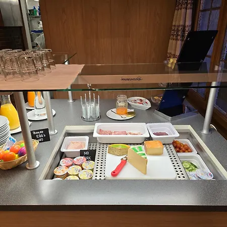 Hotel Hirschen In Wilderswil