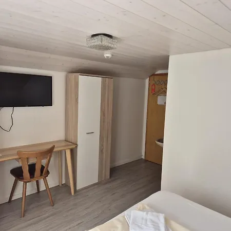 Gasthof Hirschen In Wilderswil 3*