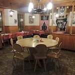 Gasthof Hirschen In Wilderswil Hotel 3*